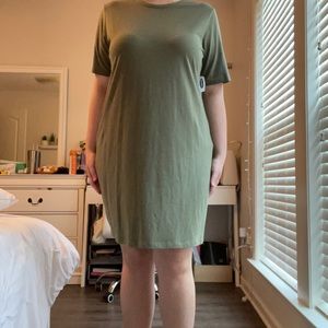 Green NWT dress